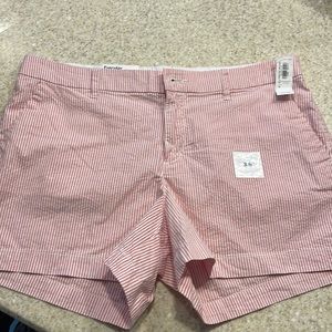 Old navy size 10 everyday shorts never worn